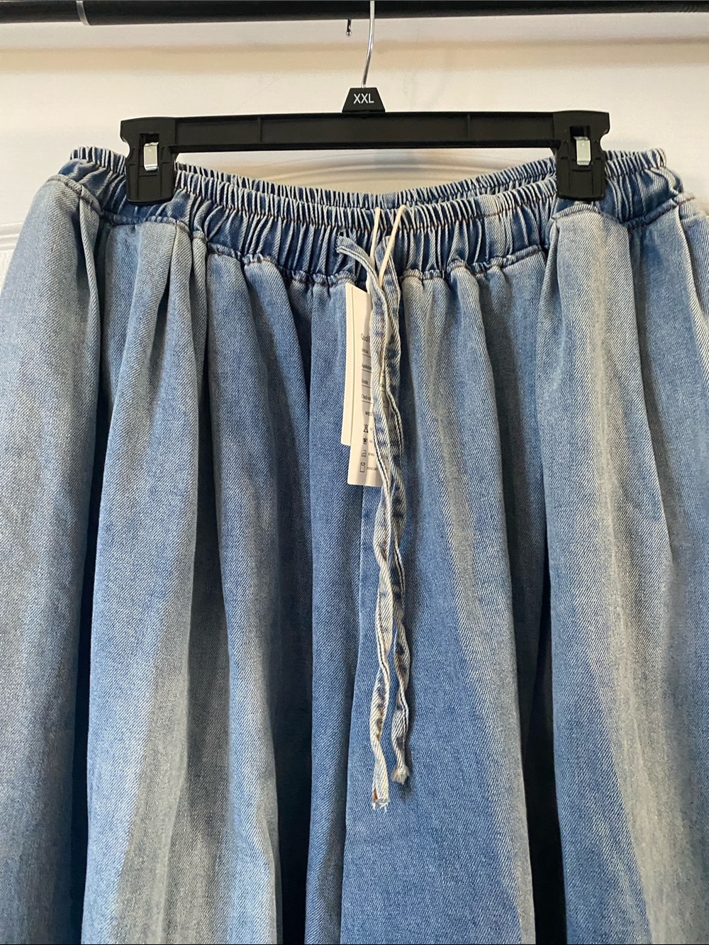 Wide Leg Denim Pants in Light Blue - Picture 5 of 9